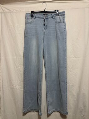 Curvola HelloBello Light Blue Wide-Leg Women's Jeans New Never Worn Size 32